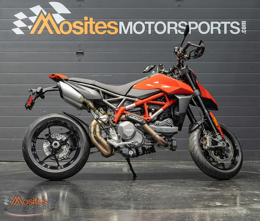 2023 Ducati Hypermotard 950 Ducati Red