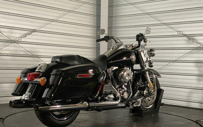 2010 Harley-Davidson® FLHRC - Road King® Classic