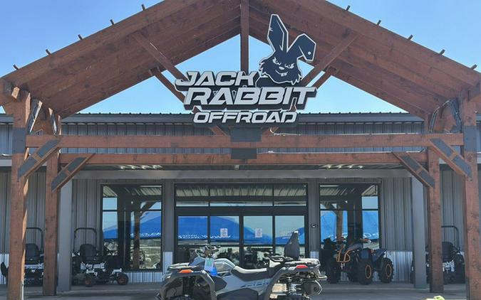 2025 CFMOTO CFORCE 800 Touring