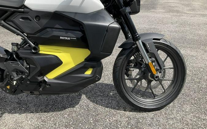 2025 Can-Am Pulse White