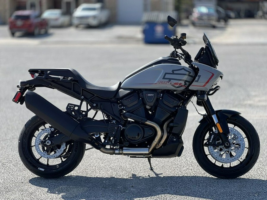 2025 Harley-Davidson RA1250ST - Pan America 1250 ST