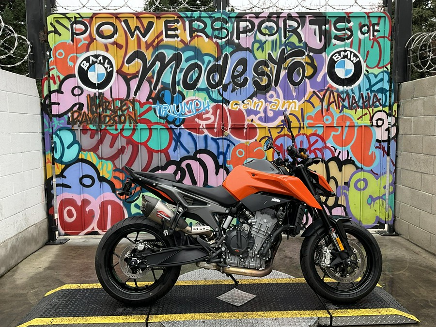 2023 KTM Duke 790