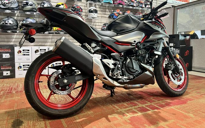 2025 Kawasaki Z500 SE ABS