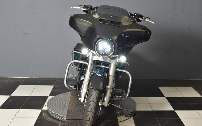 2018 Harley-Davidson Street Glide Black Tempest FLHX