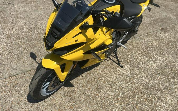 2025 Suzuki GSX-8R