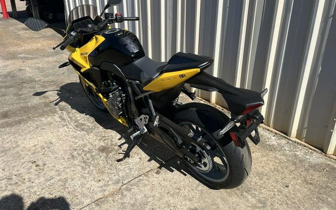 2025 Suzuki GSX-8R