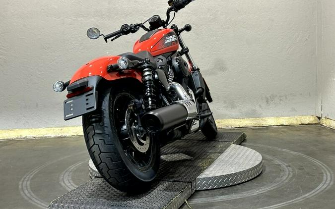 Harley-Davidson® Nightster® 2026 RH975 84692329 BLOOD ORANGE