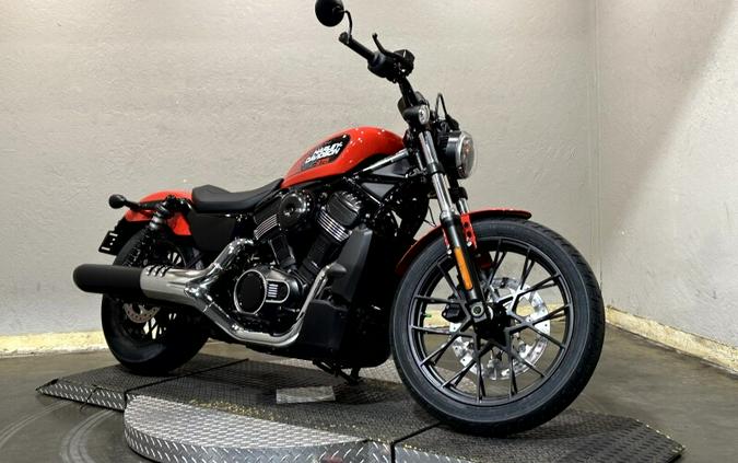 Harley-Davidson® Nightster® 2026 RH975 84692329 BLOOD ORANGE