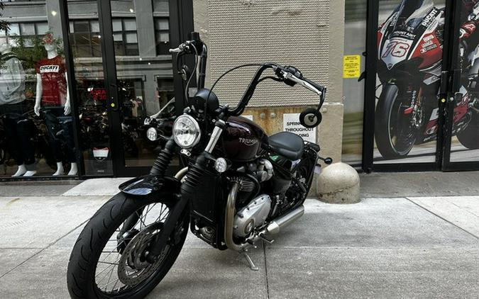2017 Triumph Bonneville Bobber Morello-Red