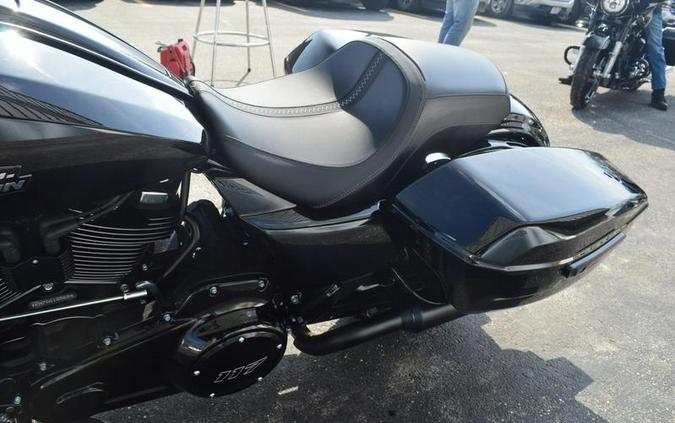 2025 Harley-Davidson® FLTRX - Road Glide®
