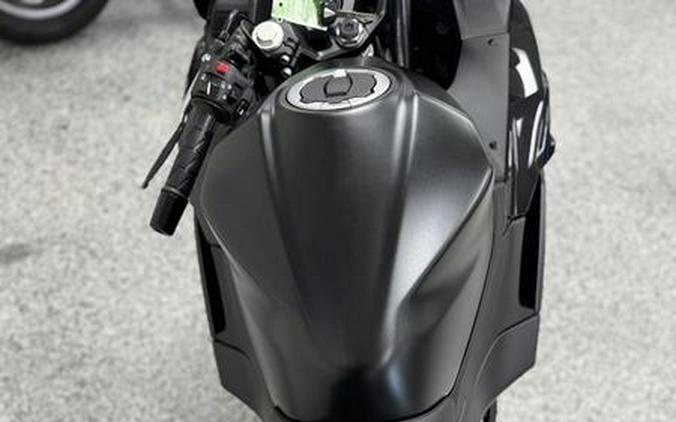 2026 Kawasaki Ninja® 500 Metallic Flat Spark Black