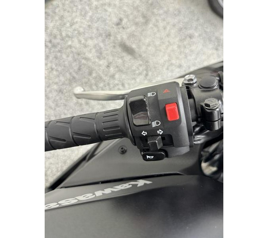 2026 Kawasaki Ninja® 500 Metallic Flat Spark Black