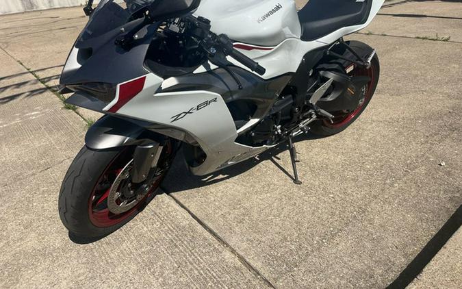 2025 Kawasaki Ninja ZX-6R