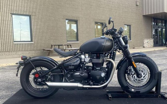 2023 Triumph Bonneville Bobber Jet Black