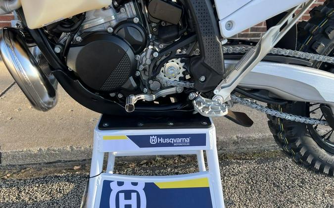 2024 Husqvarna® TE 300 Pro