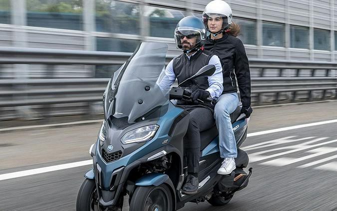 2024 Piaggio MP3 530 Exclusive