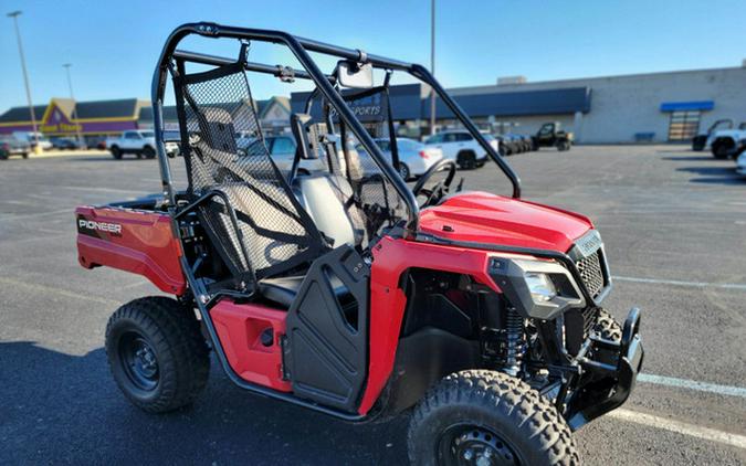 2025 Honda Pioneer 520
