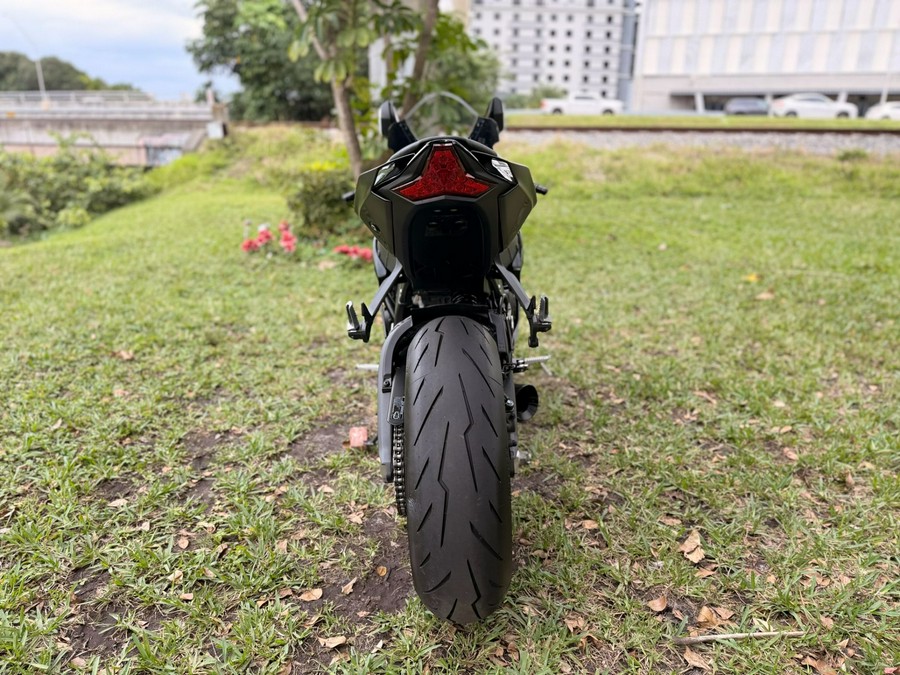 2025 Kawasaki Ninja ZX-10R