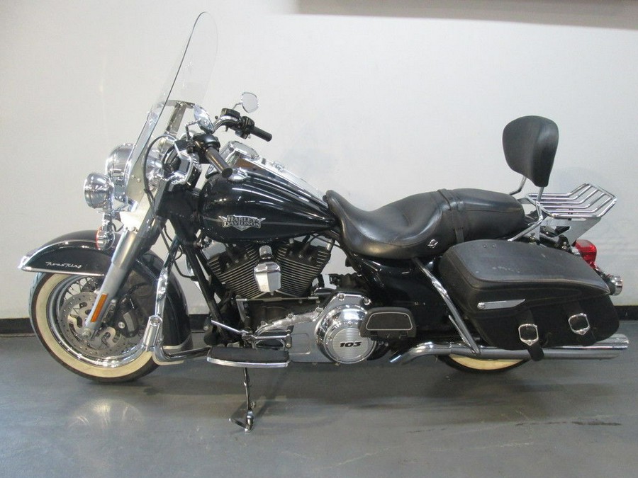 2011 Harley-Davidson® FLHR - Road King®