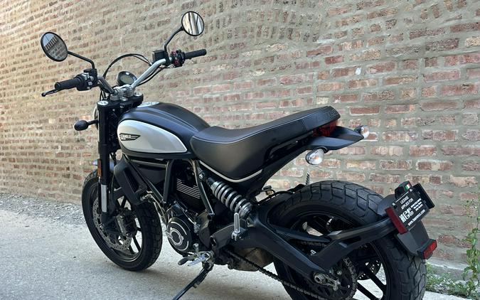 2022 Ducati Scrambler Icon Dark