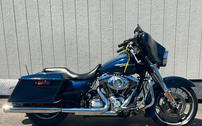 2012 Harley-Davidson Street Glide Base