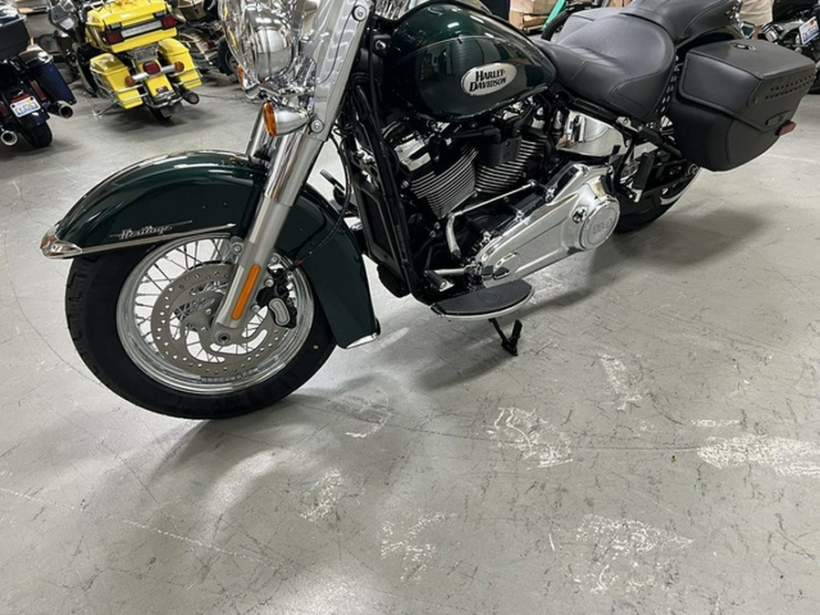 2024 Harley-Davidson Softail FLHCS - Heritage Classic