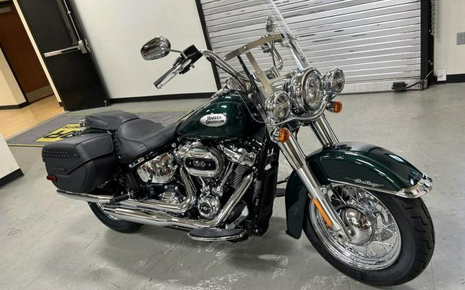 2024 Harley-Davidson Softail FLHCS - Heritage Classic