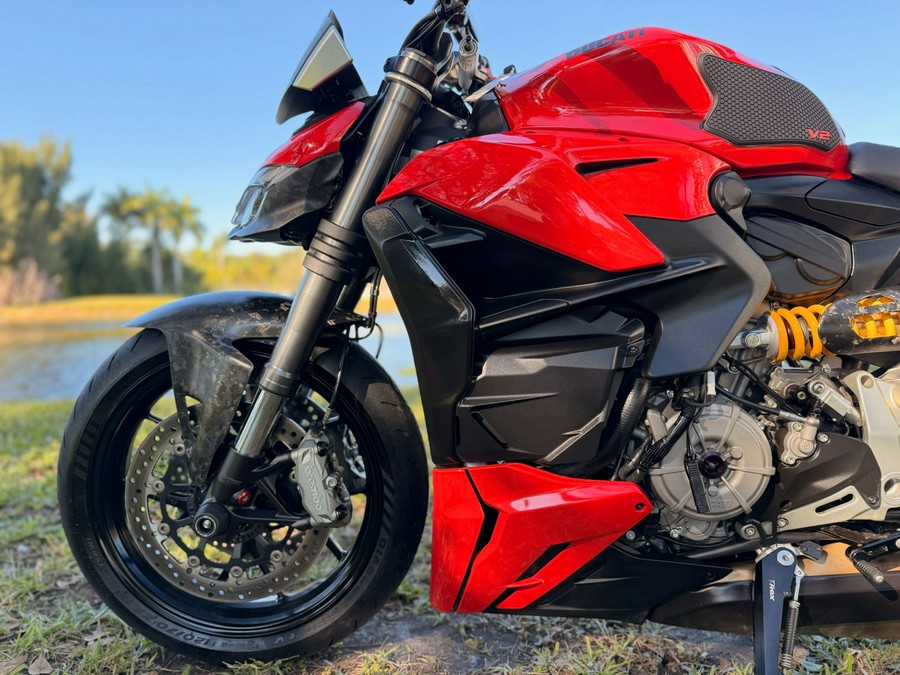 2022 Ducati Streetfighter V2