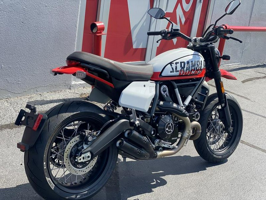 2022 Ducati Scrambler Urban Motard DEMO