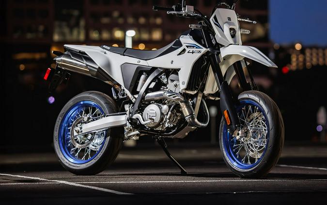 2026 Suzuki DR-Z4SM