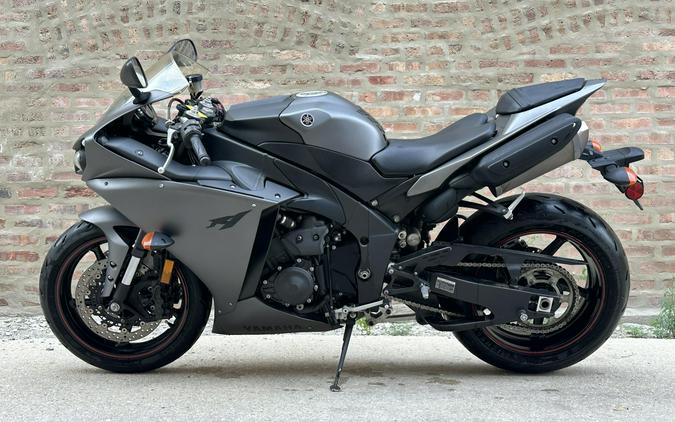 2013 Yamaha YZF-R1