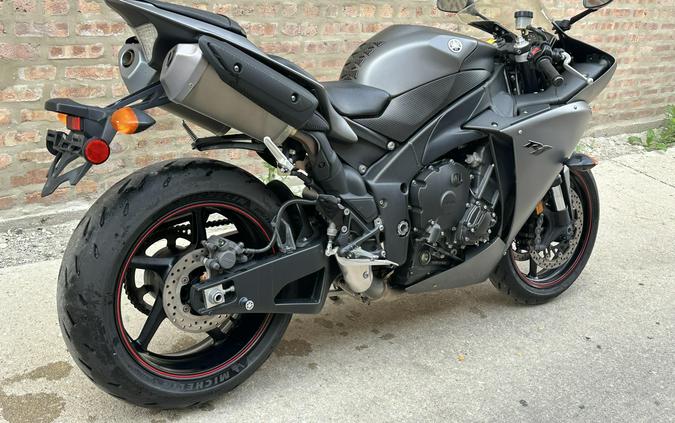 2013 Yamaha YZF-R1