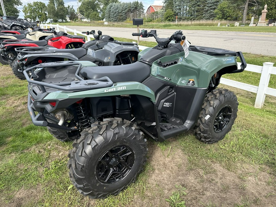 2023 Can-Am OUTL PRO XU HD7