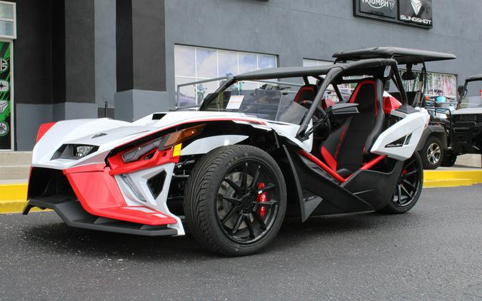 2024 Slingshot ROUSH EDITION MANUAL