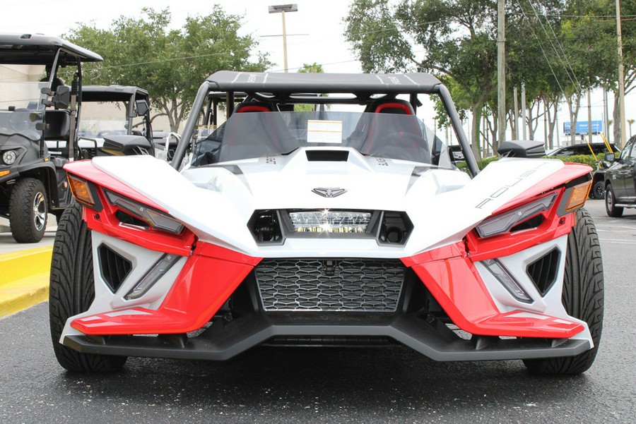 2024 Slingshot ROUSH EDITION MANUAL