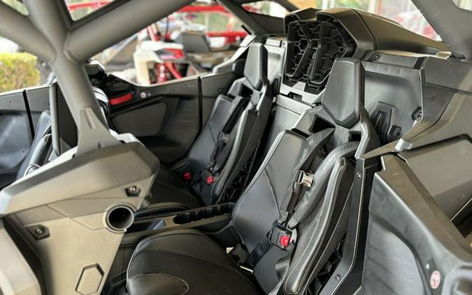 2025 Can-Am Maverick R Max X RS