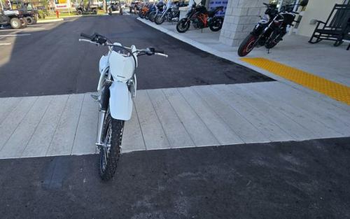 2026 Kawasaki KLX 140R