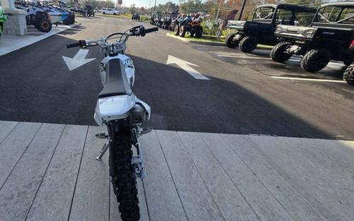 2026 Kawasaki KLX 140R