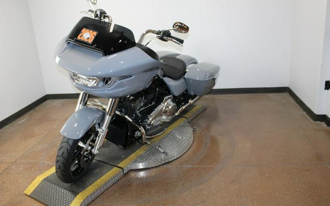 Harley-Davidson® Road Glide™ 2026 Dark Billiard Gray