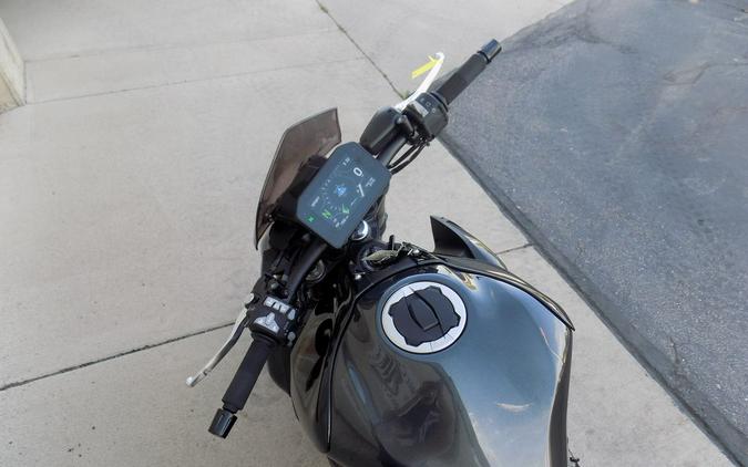 2025 Kawasaki Z900 ABS Metallic Spark Black/Metallic Carbon Gray