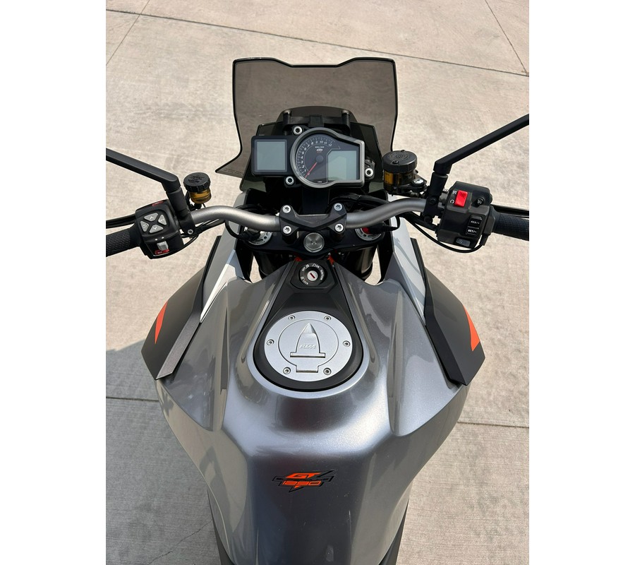 2016 KTM 1290 Super Duke R