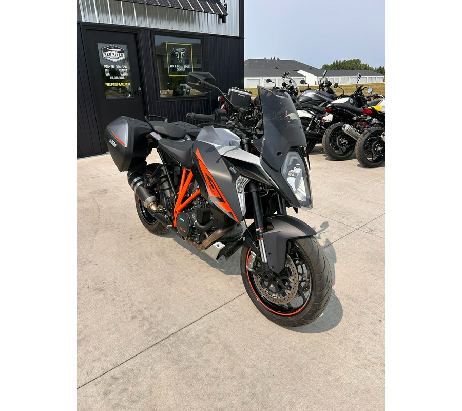 2016 KTM 1290 Super Duke R