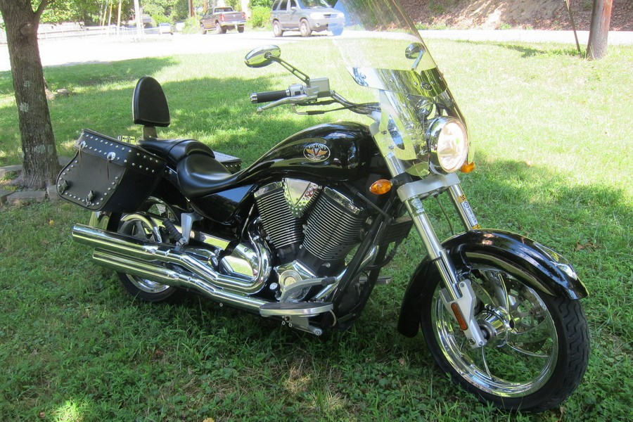 2005 Victory Motorcycles KINGPIN