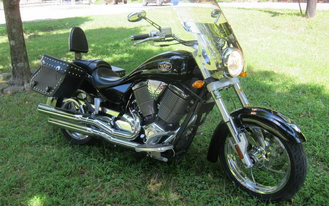 2005 Victory Motorcycles KINGPIN