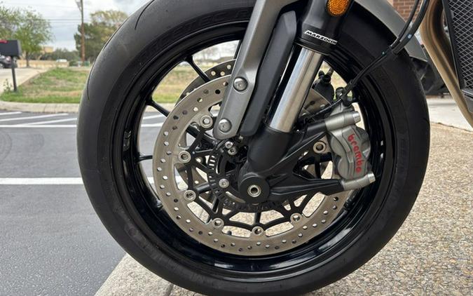 2023 Triumph Speed Twin 1200 Red Hopper