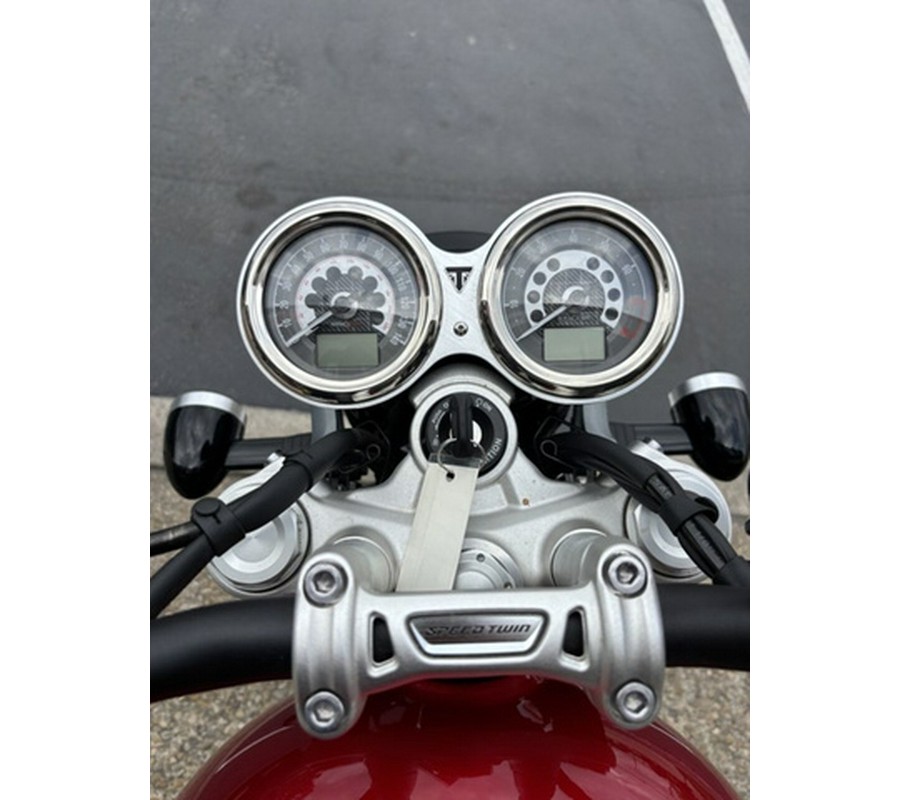 2023 Triumph Speed Twin 1200 Red Hopper