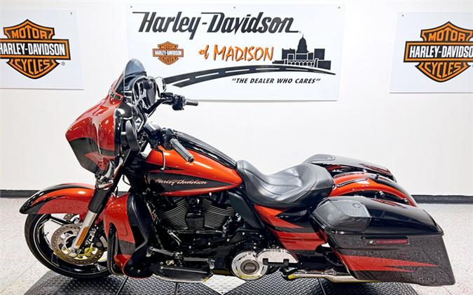 2017 Harley-Davidson CVO Street Glide FLHXSE 41,124 Miles Sunburst Orange Starfire Black