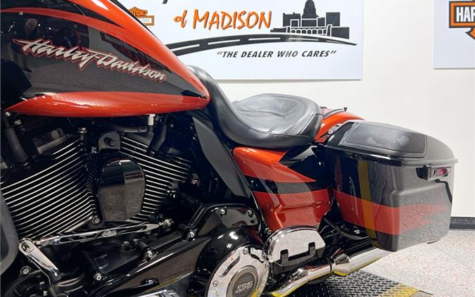 2017 Harley-Davidson CVO Street Glide FLHXSE 41,124 Miles Sunburst Orange Starfire Black