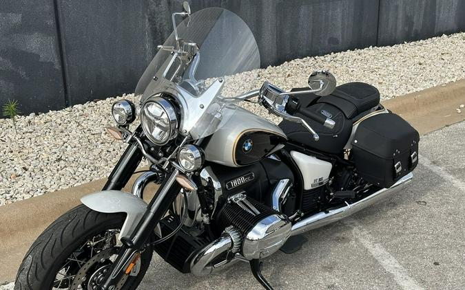 2025 BMW R 18 Classic Mineral Grey Mettalic Matte