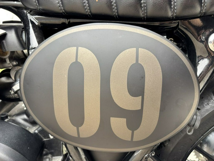 2022 Triumph Street Twin Matte Ironstone